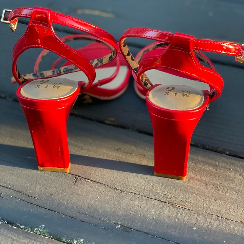 Red heels - Picture 6 of 8